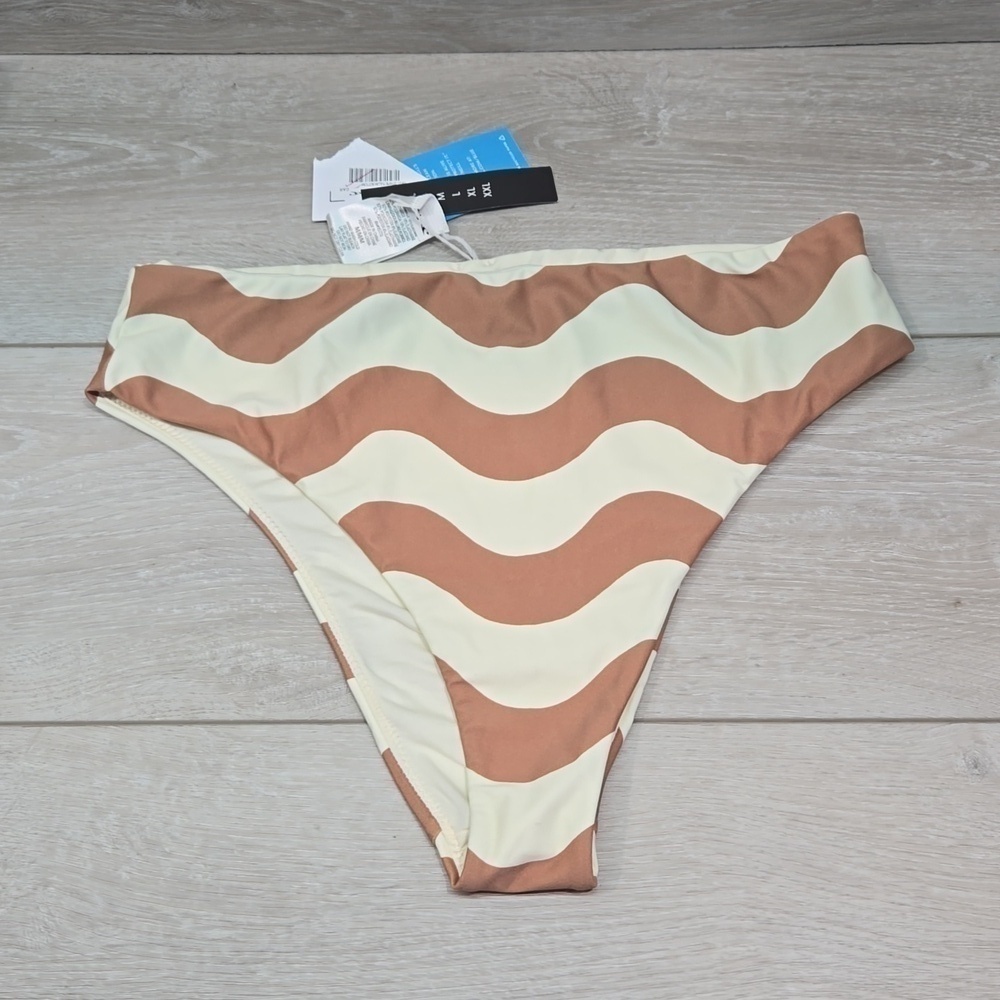 NWT O'Neill Women Wavy Stripe Tulum bottom Swim Bikini sz M